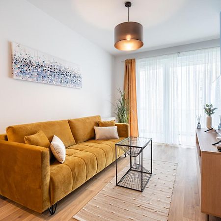 Blooming Budapest Apartment With Free Underground Parking Zewnętrze zdjęcie